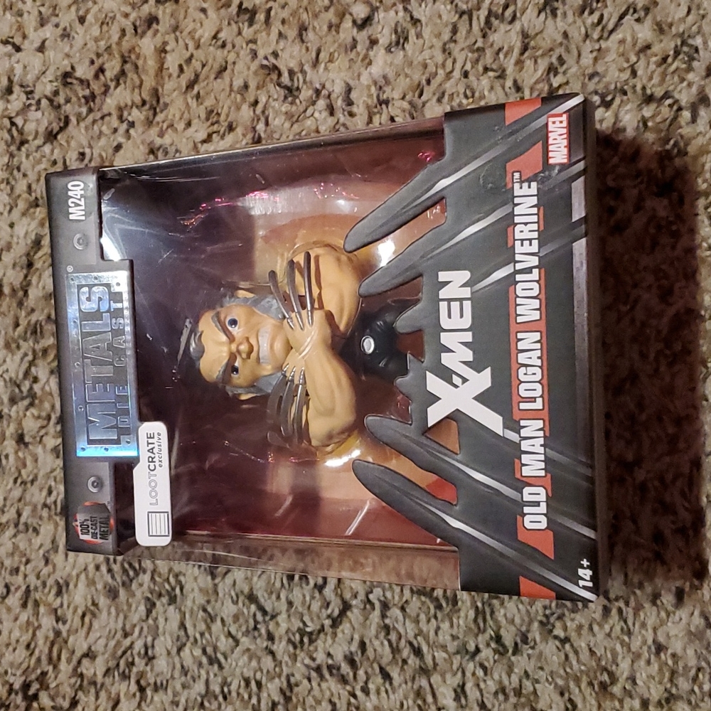METALS DIE CAST "Old Man Wolverine" Collectible Figure